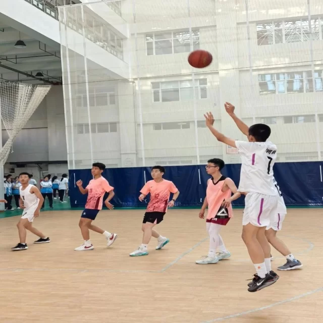 透视媒体关注焦点，年轻化趋势再解读 专稿第12023期